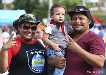 Nicaragüenses reclaman paz y justicia en las calles 