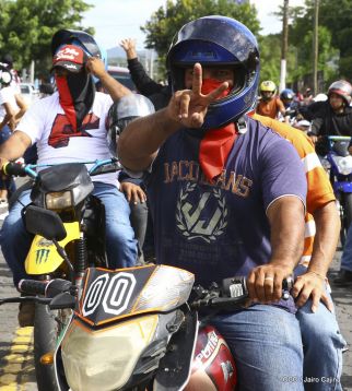 Nicaragüenses reclaman paz y justicia en las calles 