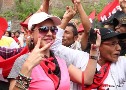 Nicaragüenses reclaman paz y justicia en las calles 