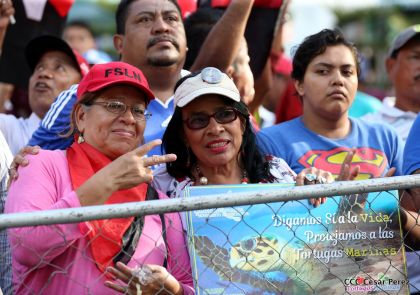 Nicaragüenses reclaman paz y justicia en las calles 