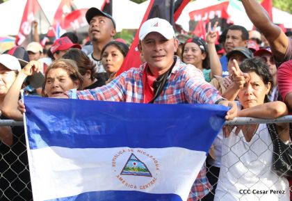 Nicaragüenses reclaman paz y justicia en las calles 