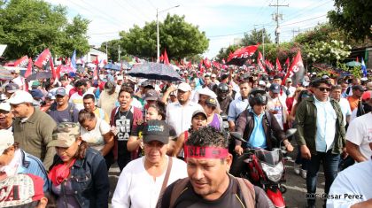 Nicaragüenses reclaman paz y justicia en las calles 