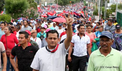 Nicaragüenses reclaman paz y justicia en las calles 
