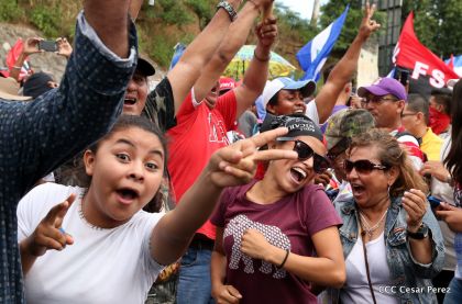 Nicaragüenses reclaman paz y justicia en las calles 