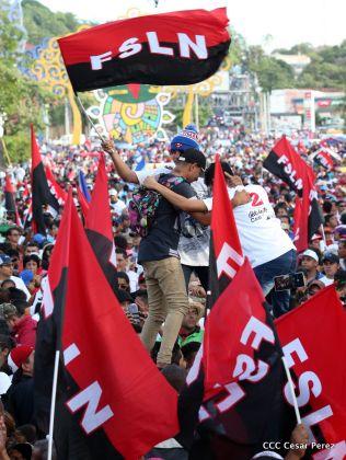Nicaragüenses reclaman paz y justicia en las calles 