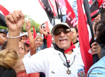 Nicaragüenses reclaman paz y justicia en las calles 