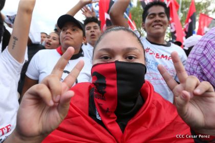 Nicaragüenses reclaman paz y justicia en las calles 