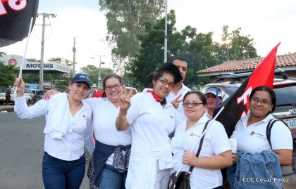 Nicaragüenses reclaman paz y justicia en las calles 