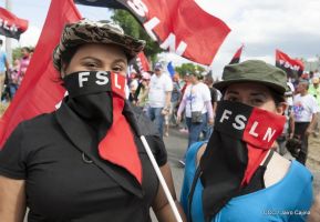 Mar de pueblo reclama justicia y reparación para las víctimas y castigo para los terroristas golpistas