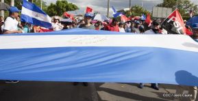 Mar de pueblo reclama justicia y reparación para las víctimas y castigo para los terroristas golpistas