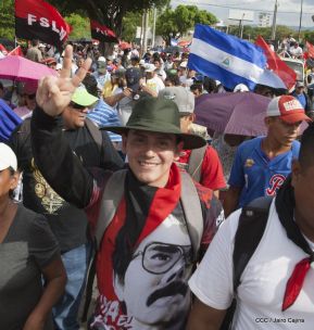 Mar de pueblo reclama justicia y reparación para las víctimas y castigo para los terroristas golpistas
