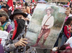 Mar de pueblo reclama justicia y reparación para las víctimas y castigo para los terroristas golpistas