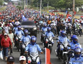 Mar de pueblo reclama justicia y reparación para las víctimas y castigo para los terroristas golpistas