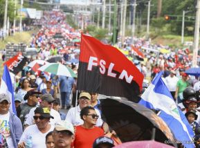 Mar de pueblo reclama justicia y reparación para las víctimas y castigo para los terroristas golpistas