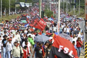 Mar de pueblo reclama justicia y reparación para las víctimas y castigo para los terroristas golpistas