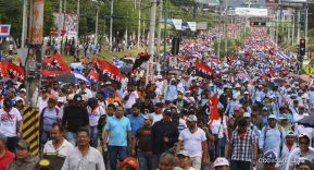 Mar de pueblo reclama justicia y reparación para las víctimas y castigo para los terroristas golpistas