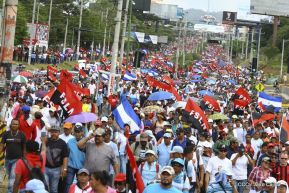 Mar de pueblo reclama justicia y reparación para las víctimas y castigo para los terroristas golpistas