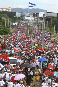 Mar de pueblo reclama justicia y reparación para las víctimas y castigo para los terroristas golpistas