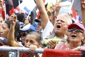 Mar de pueblo reclama justicia y reparación para las víctimas y castigo para los terroristas golpistas