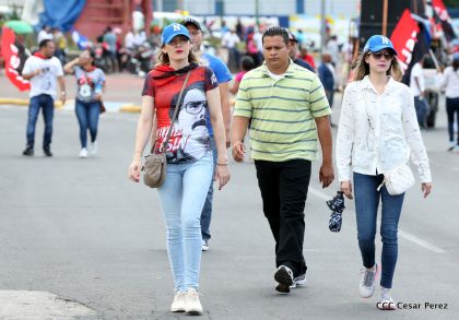 Mar de pueblo reclama justicia y reparación para las víctimas y castigo para los terroristas golpistas