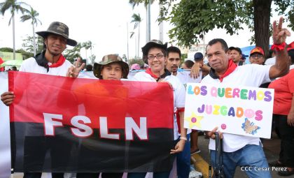Mar de pueblo reclama justicia y reparación para las víctimas y castigo para los terroristas golpistas