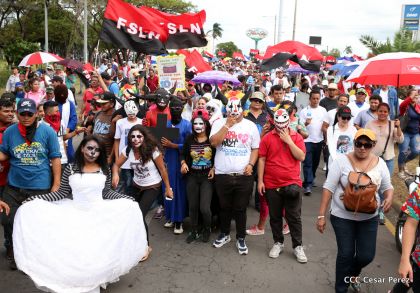 Mar de pueblo reclama justicia y reparación para las víctimas y castigo para los terroristas golpistas