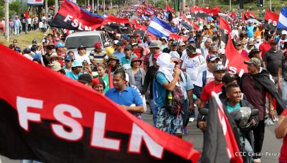 Mar de pueblo reclama justicia y reparación para las víctimas y castigo para los terroristas golpistas