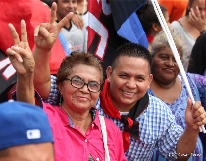 Mar de pueblo reclama justicia y reparación para las víctimas y castigo para los terroristas golpistas