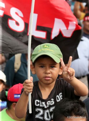 Mar de pueblo reclama justicia y reparación para las víctimas y castigo para los terroristas golpistas
