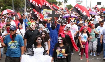 Mar de pueblo reclama justicia y reparación para las víctimas y castigo para los terroristas golpistas