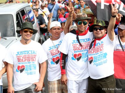 Mar de pueblo reclama justicia y reparación para las víctimas y castigo para los terroristas golpistas