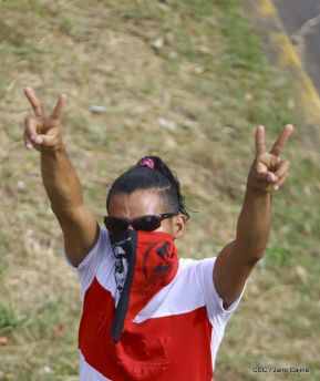 Miles piden Justicia para las víctimas del terrorismo golpista y conmemoran el 38 Aniversario de la Alfabetización