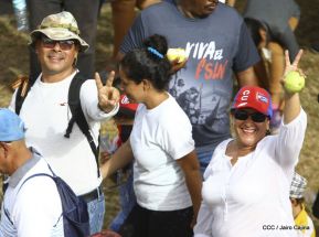 Miles piden Justicia para las víctimas del terrorismo golpista y conmemoran el 38 Aniversario de la Alfabetización