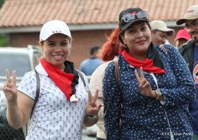 Miles piden Justicia para las víctimas del terrorismo golpista y conmemoran el 38 Aniversario de la Alfabetización