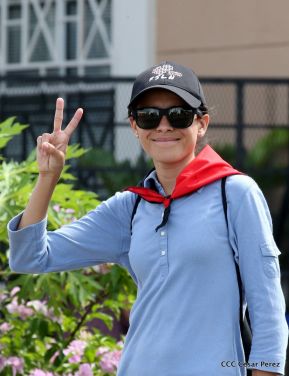 Miles piden Justicia para las víctimas del terrorismo golpista y conmemoran el 38 Aniversario de la Alfabetización