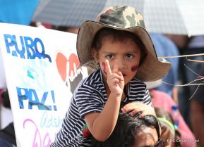 Miles piden Justicia para las víctimas del terrorismo golpista y conmemoran el 38 Aniversario de la Alfabetización