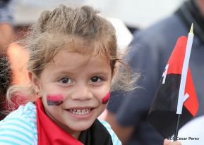 Miles piden Justicia para las víctimas del terrorismo golpista y conmemoran el 38 Aniversario de la Alfabetización