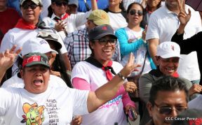 Miles piden Justicia para las víctimas del terrorismo golpista y conmemoran el 38 Aniversario de la Alfabetización