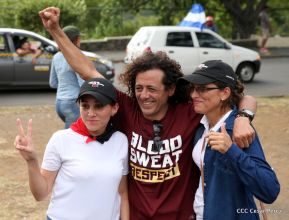 Miles piden Justicia para las víctimas del terrorismo golpista y conmemoran el 38 Aniversario de la Alfabetización