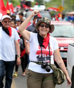 Miles piden Justicia para las víctimas del terrorismo golpista y conmemoran el 38 Aniversario de la Alfabetización