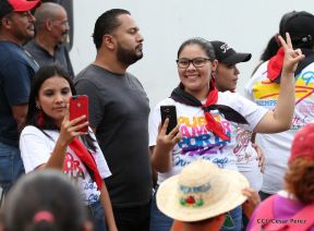 Miles piden Justicia para las víctimas del terrorismo golpista y conmemoran el 38 Aniversario de la Alfabetización