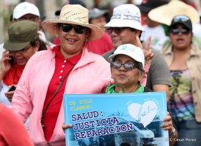 Miles piden Justicia para las víctimas del terrorismo golpista y conmemoran el 38 Aniversario de la Alfabetización