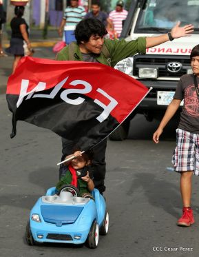 Miles piden Justicia para las víctimas del terrorismo golpista y conmemoran el 38 Aniversario de la Alfabetización