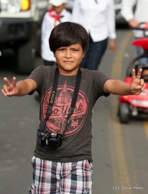 Miles piden Justicia para las víctimas del terrorismo golpista y conmemoran el 38 Aniversario de la Alfabetización