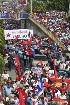 En #SeptiembreVictorioso miles exigen justicia para las víctimas del terrorismo golpista