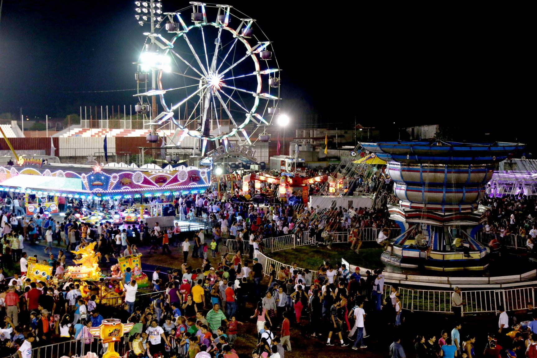 Parque de la Niñez Feliz en Estelí (13 Noviembre 2013)