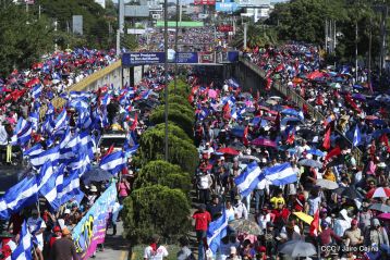 Gigantesca Caminata por la Justicia y la Vida
