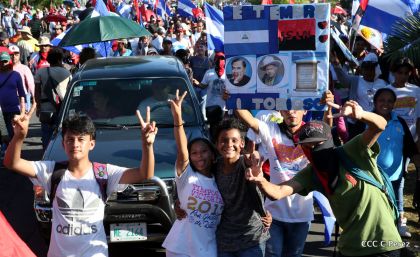 Gigantesca Caminata por la Justicia y la Vida