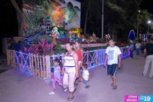 Altares a la Virgen en Avenida Bolívar listos para recibir al Pueblo Mariano