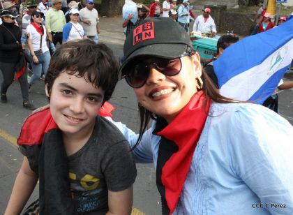 Nicaragua clama Paz, Vida y Justicia en caminatas multitudinarias para demandar castigo para los terroristas golpistas